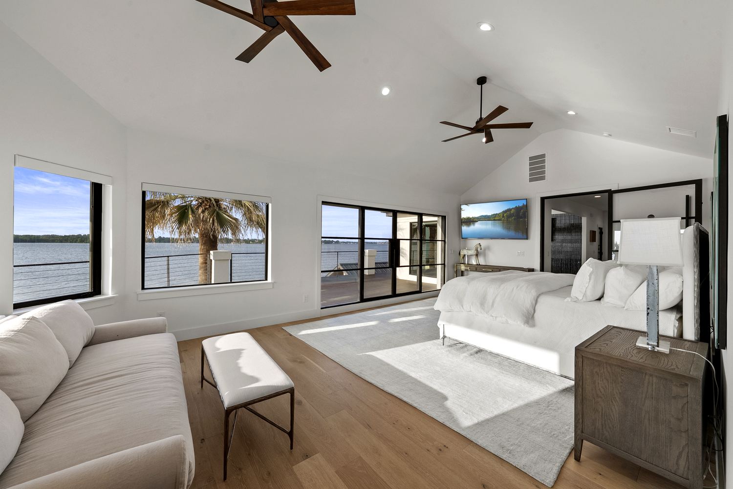 Primary suite detail