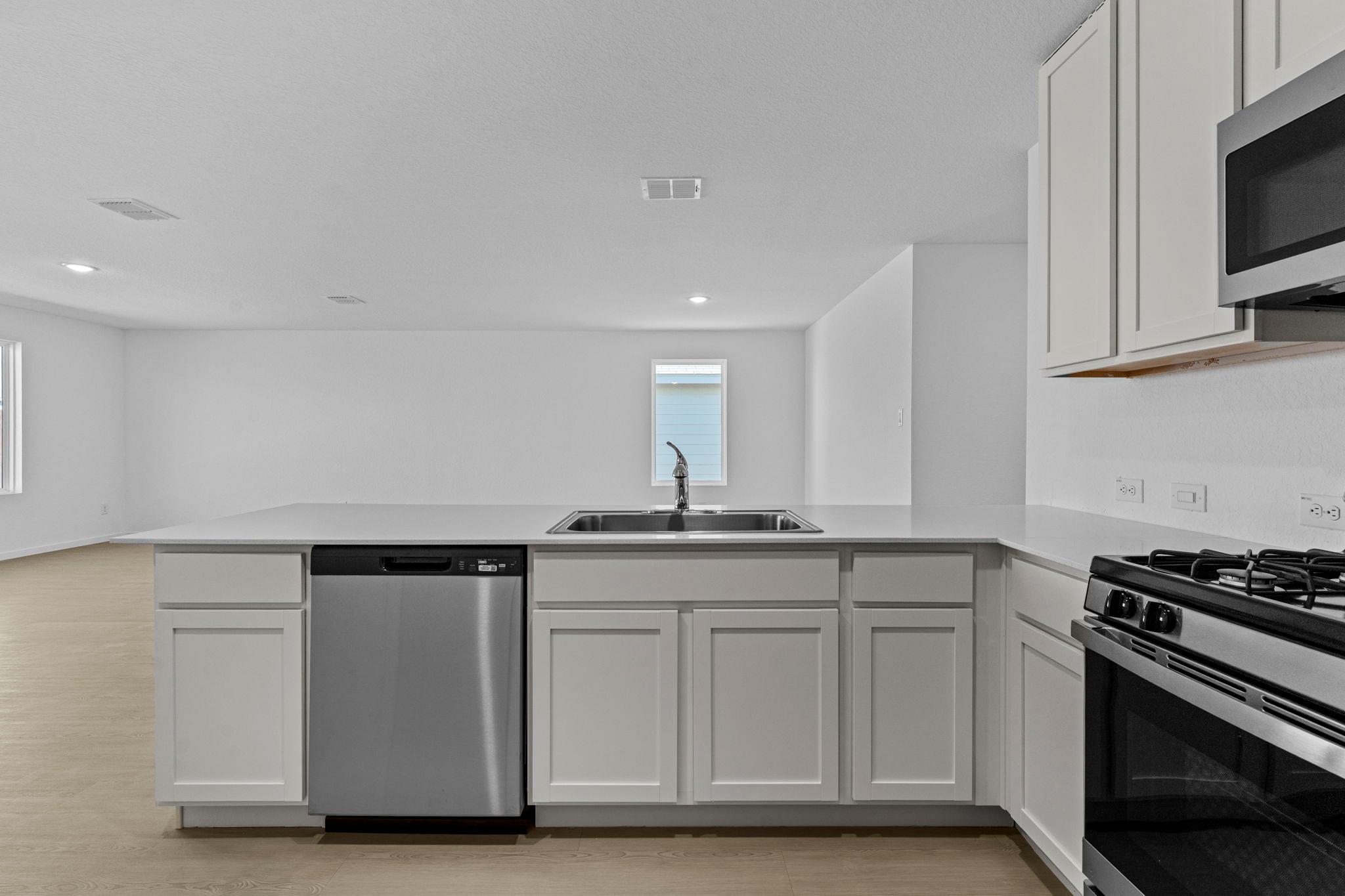 129 Alameda DR, Fredericksburg TX 78624