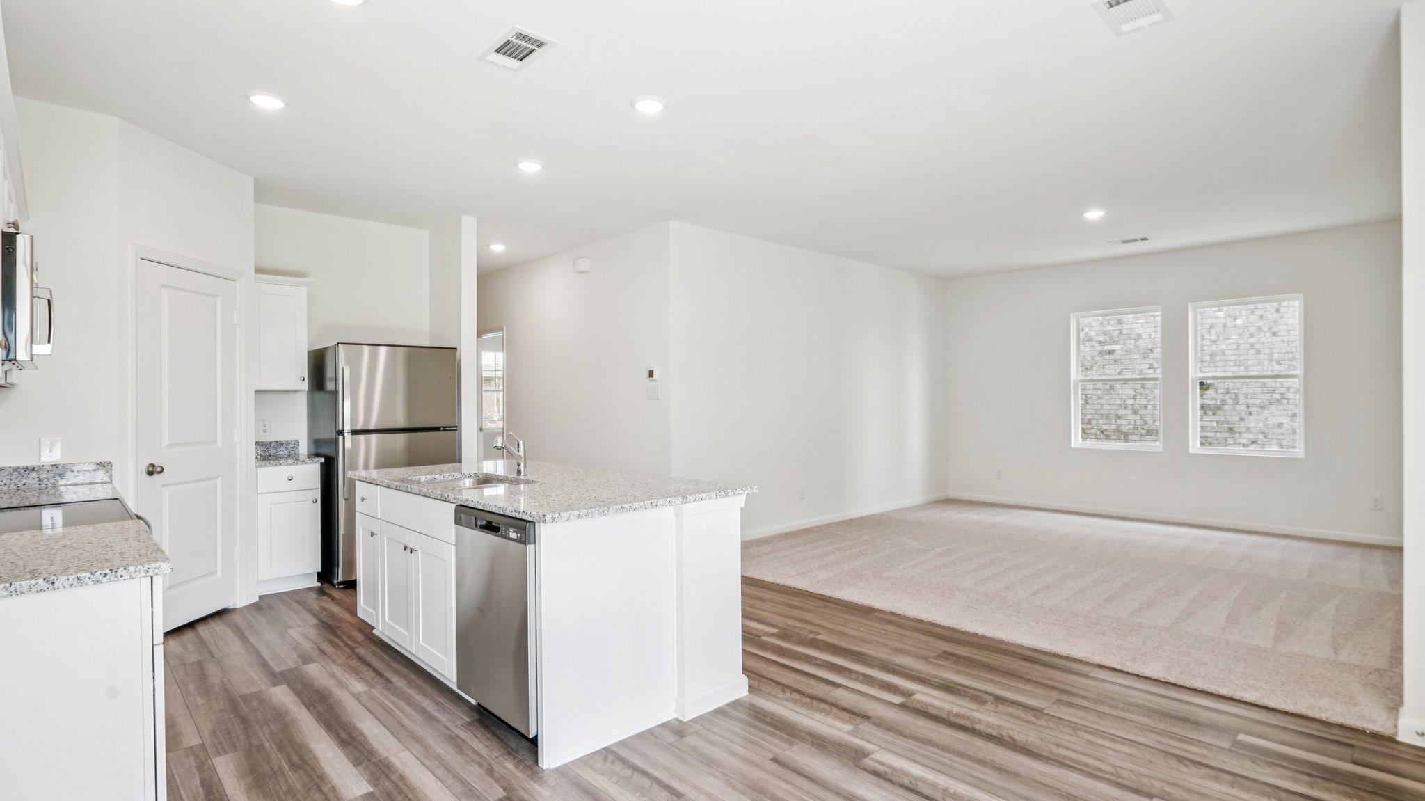 108 Mullen WAY, Taylor TX 76574