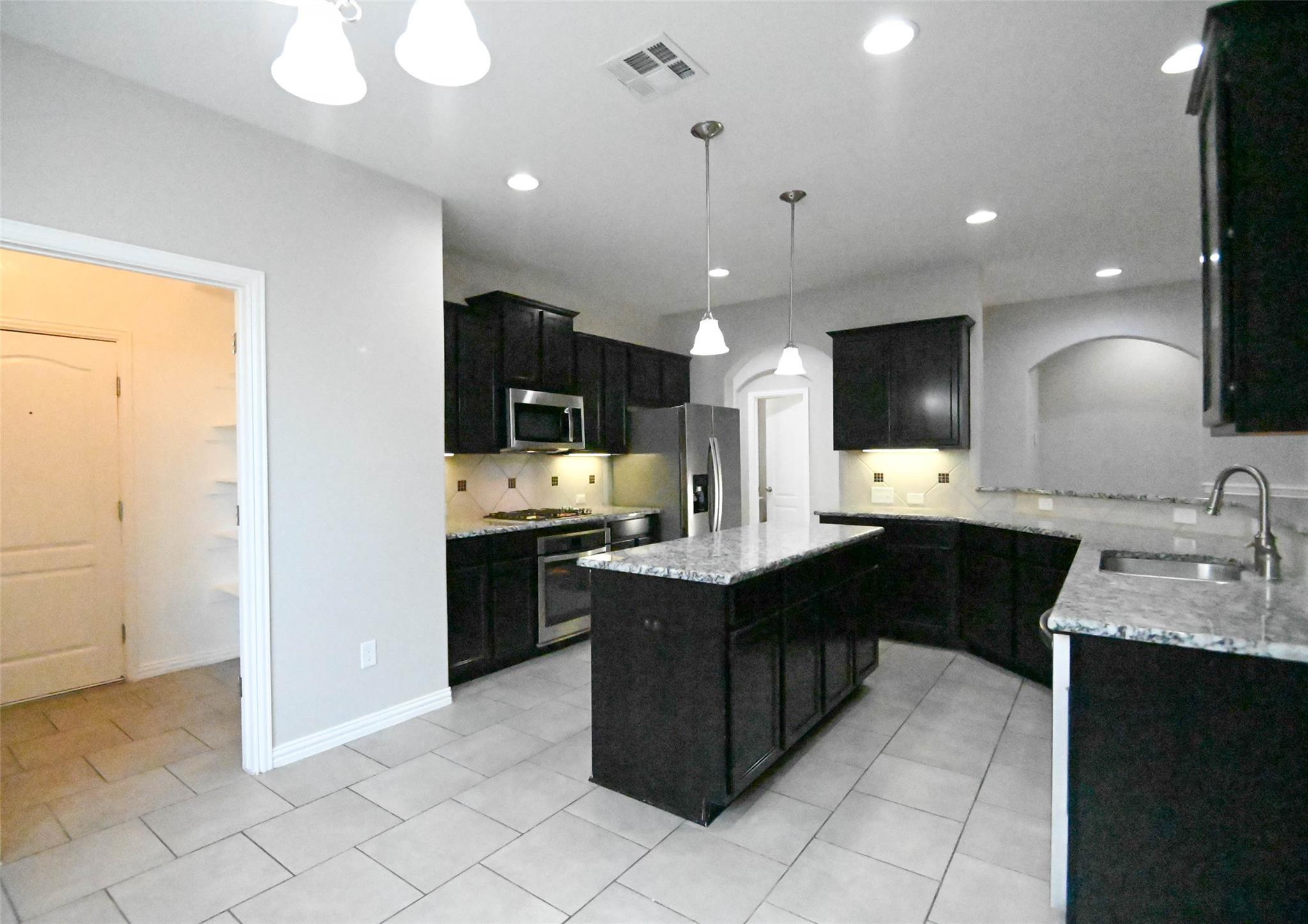 621 Hot Spring VLY, Buda TX 78610