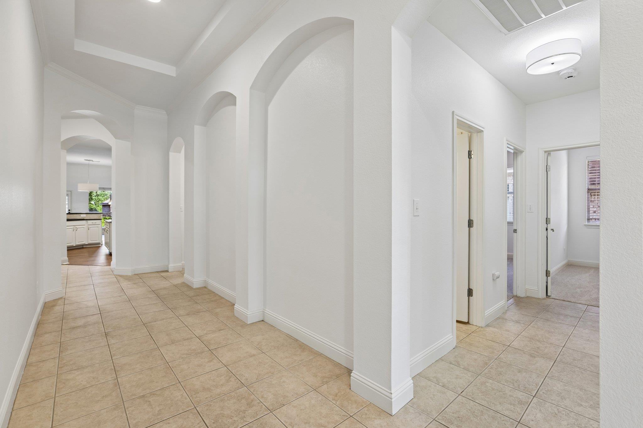 1017 Horseback HOLW, Austin TX 78732