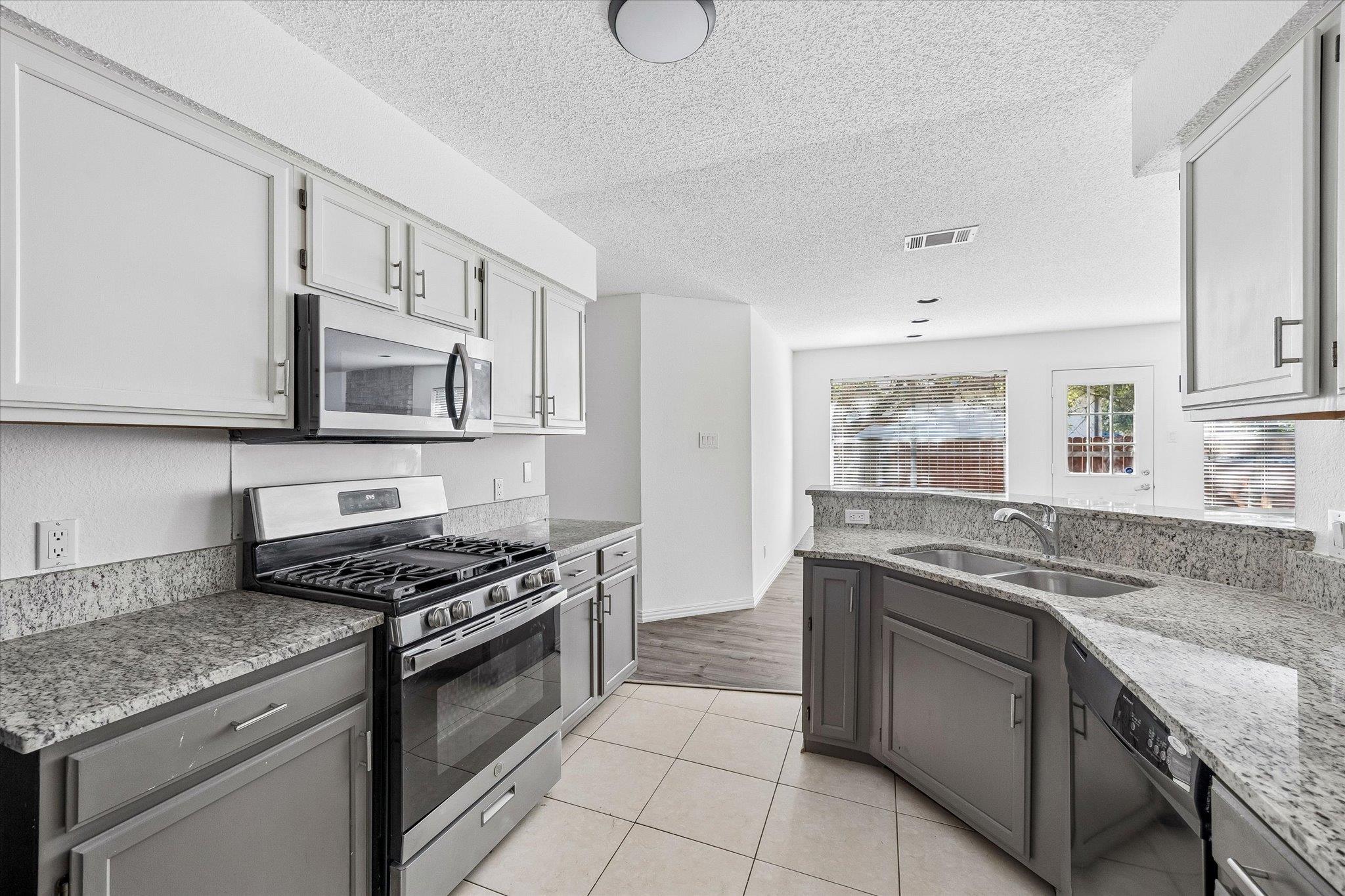 3204 Blazing Star TRL, Cedar Park TX 78613