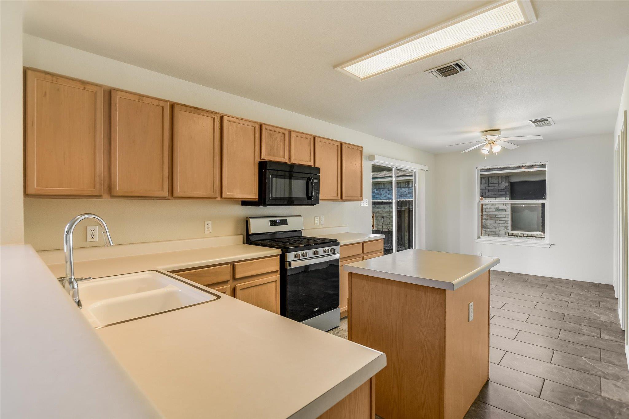 1901 Carriage Hills TRL, Cedar Park TX 78613