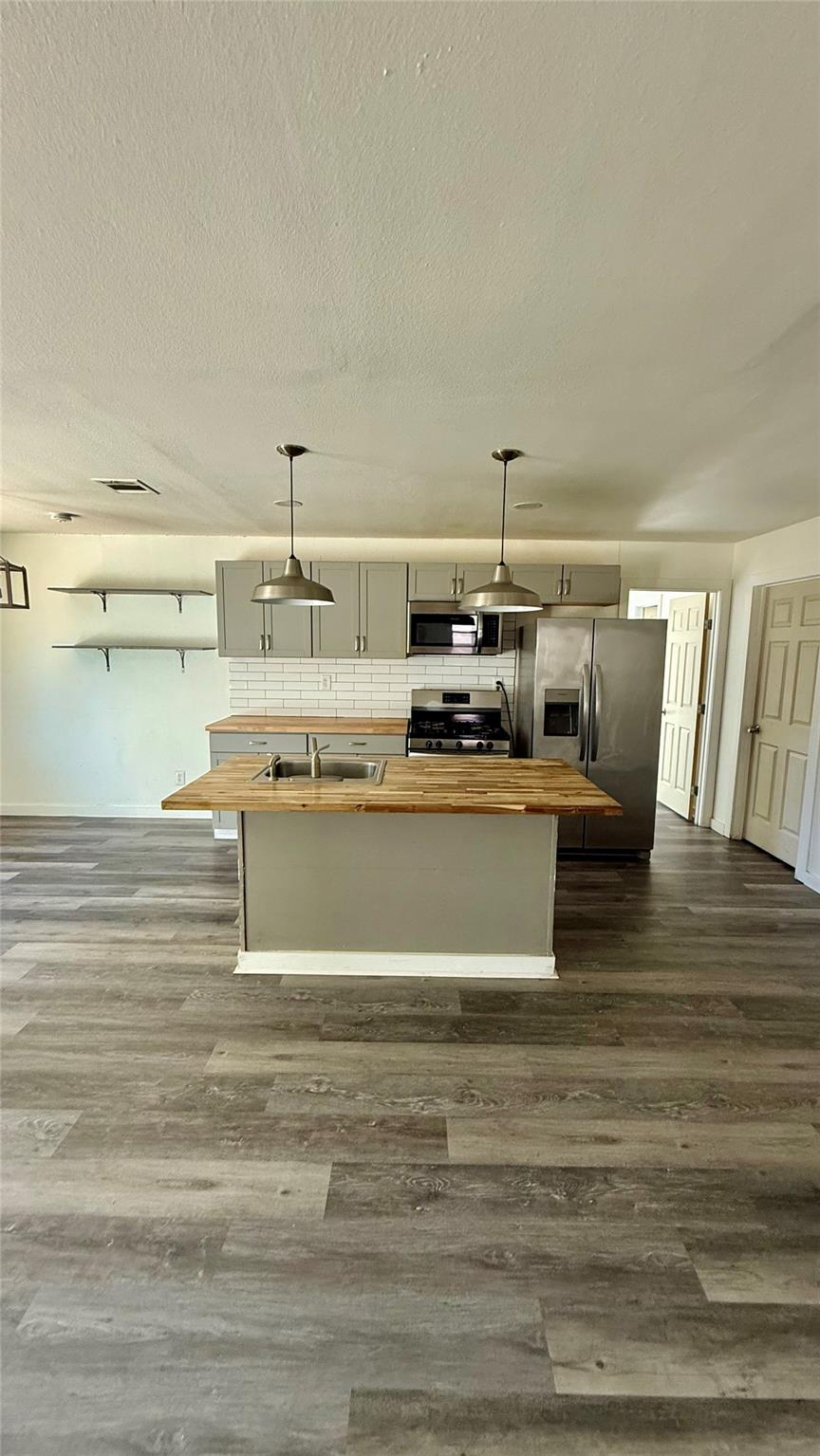1307 Wroxton WAY, Round Rock TX 78664