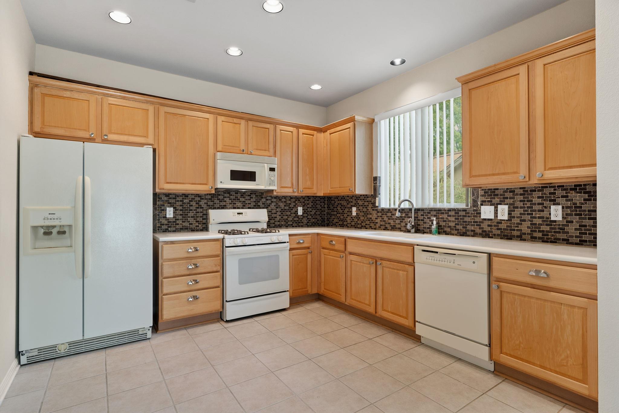 113 Purple Sage DR, Georgetown TX 78633