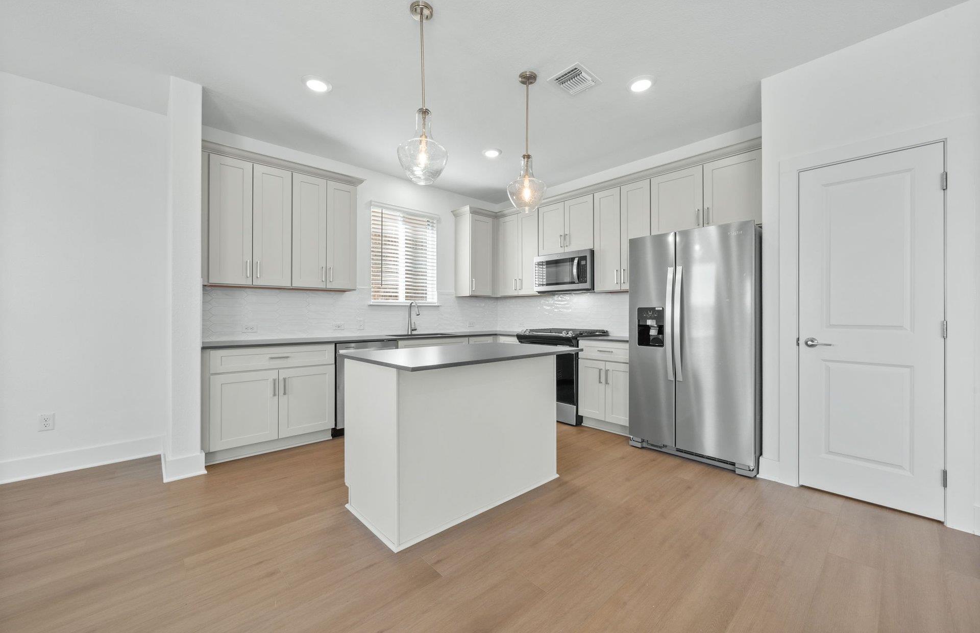 173 Queen Topsail WAY, Kyle TX 78640