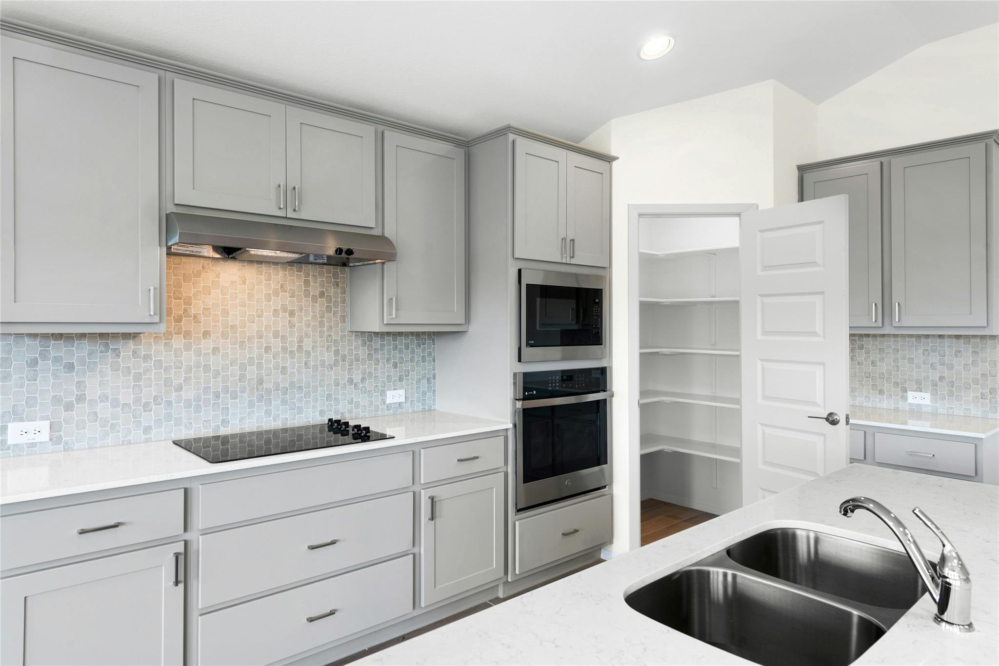 4112 Rockwood DR, Lago Vista TX 78645