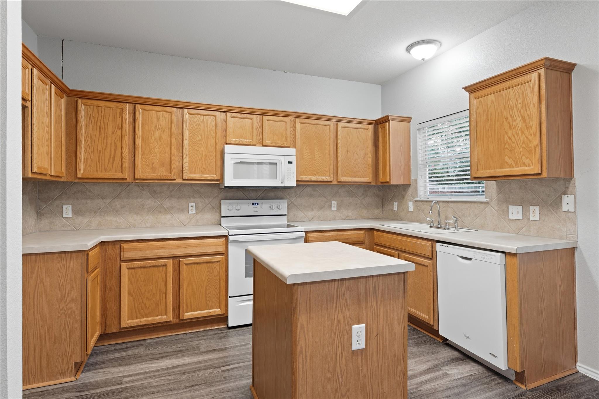 259 Clarence CT, Buda TX 78610