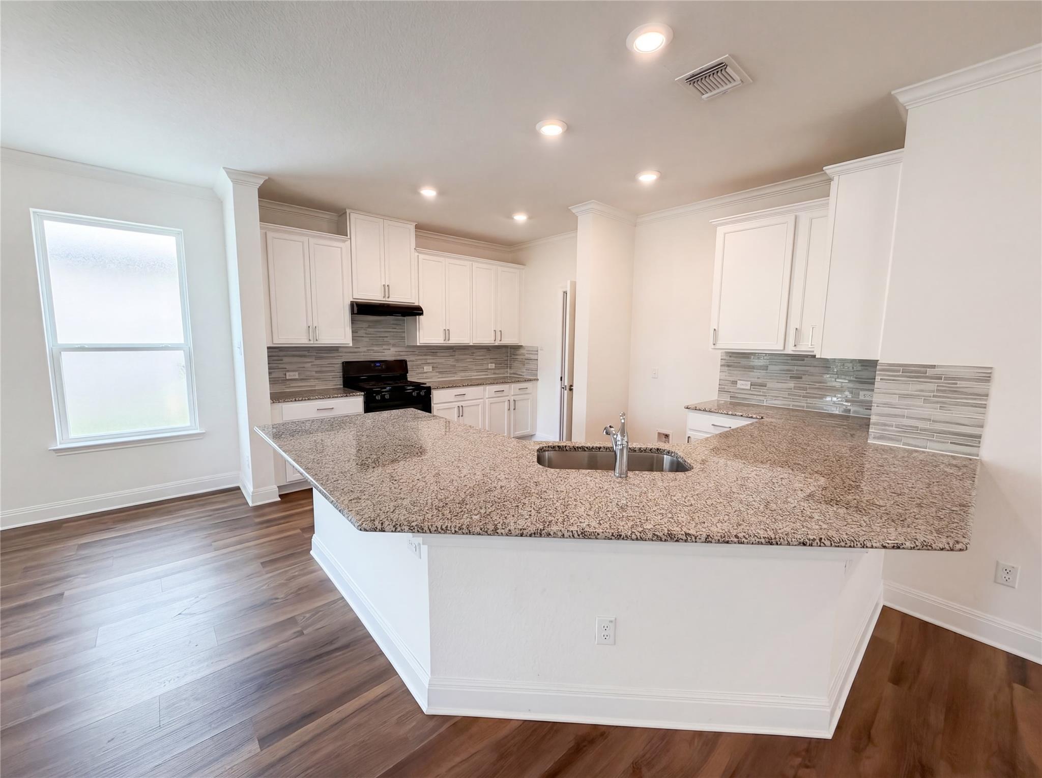 401 Fort William ST # 33, Hutto TX 78634