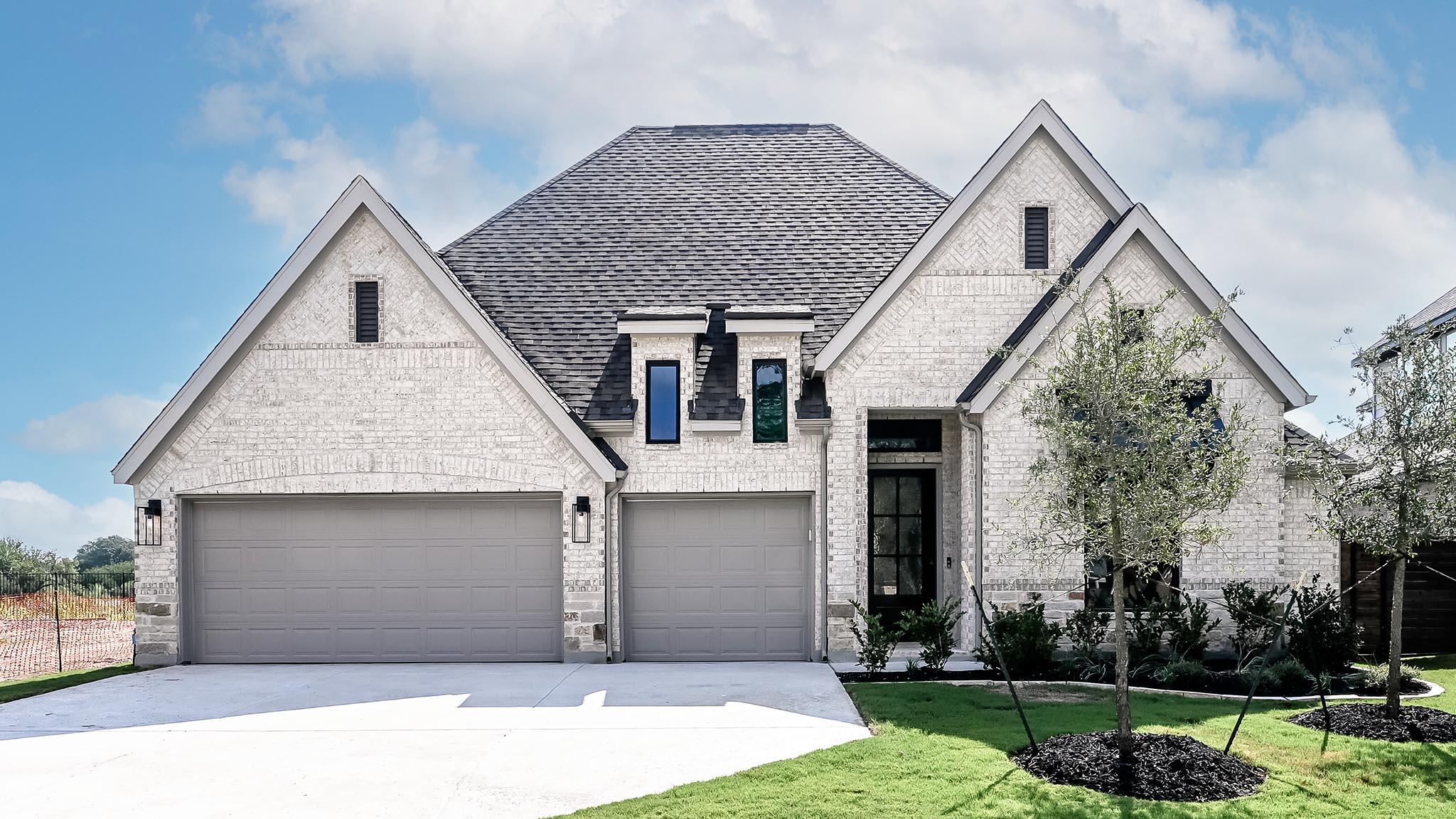252 Melody RD, Lockhart TX 78644