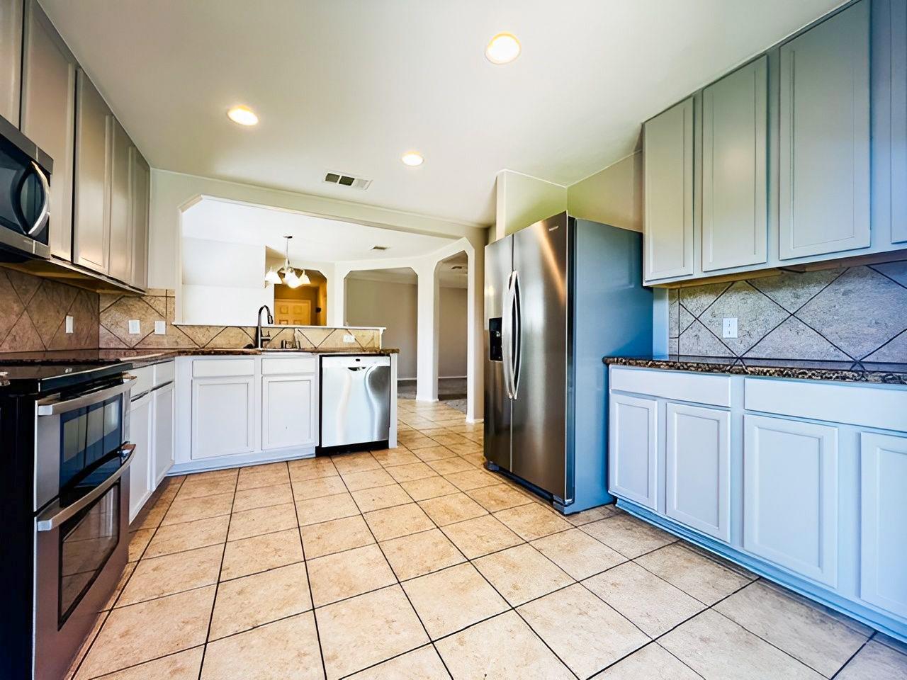 100 Magpie Goose LN, Leander TX 78641