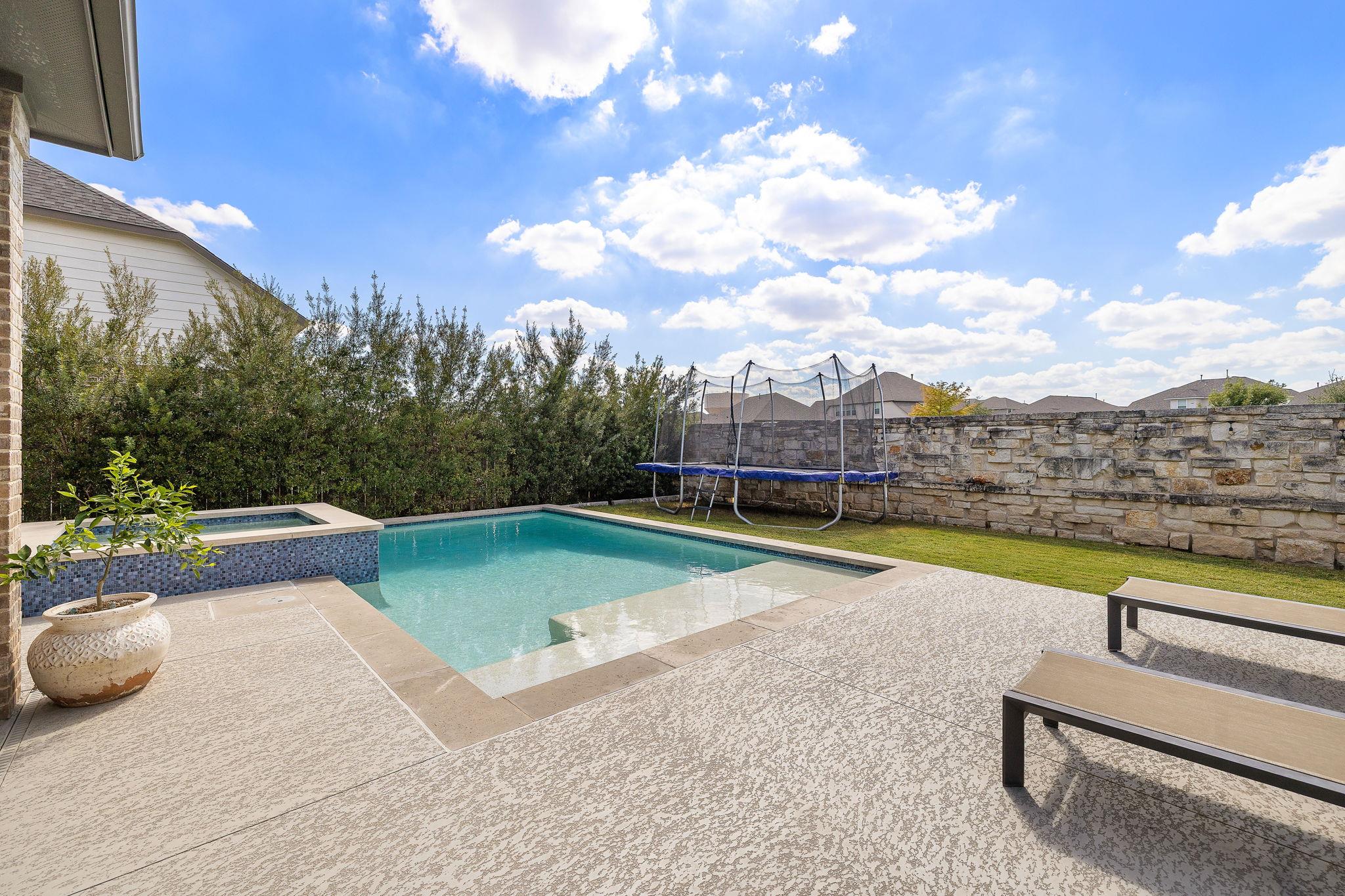504 Leon Loop: back yard