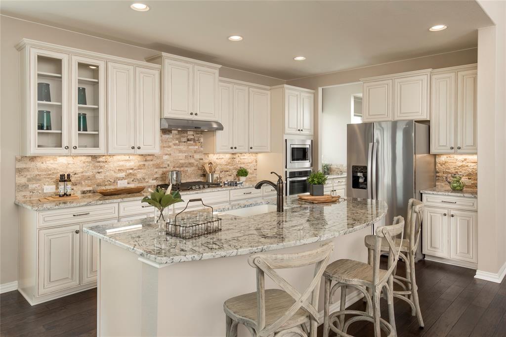 104 Leon Loop: kitchen