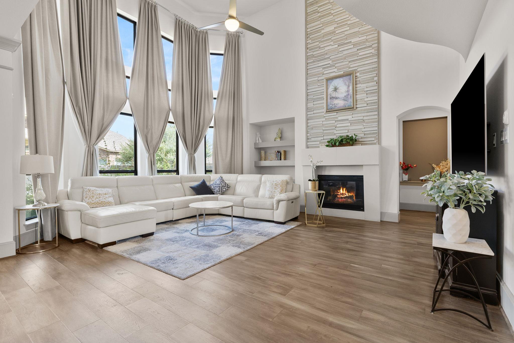 109 Leon Loop