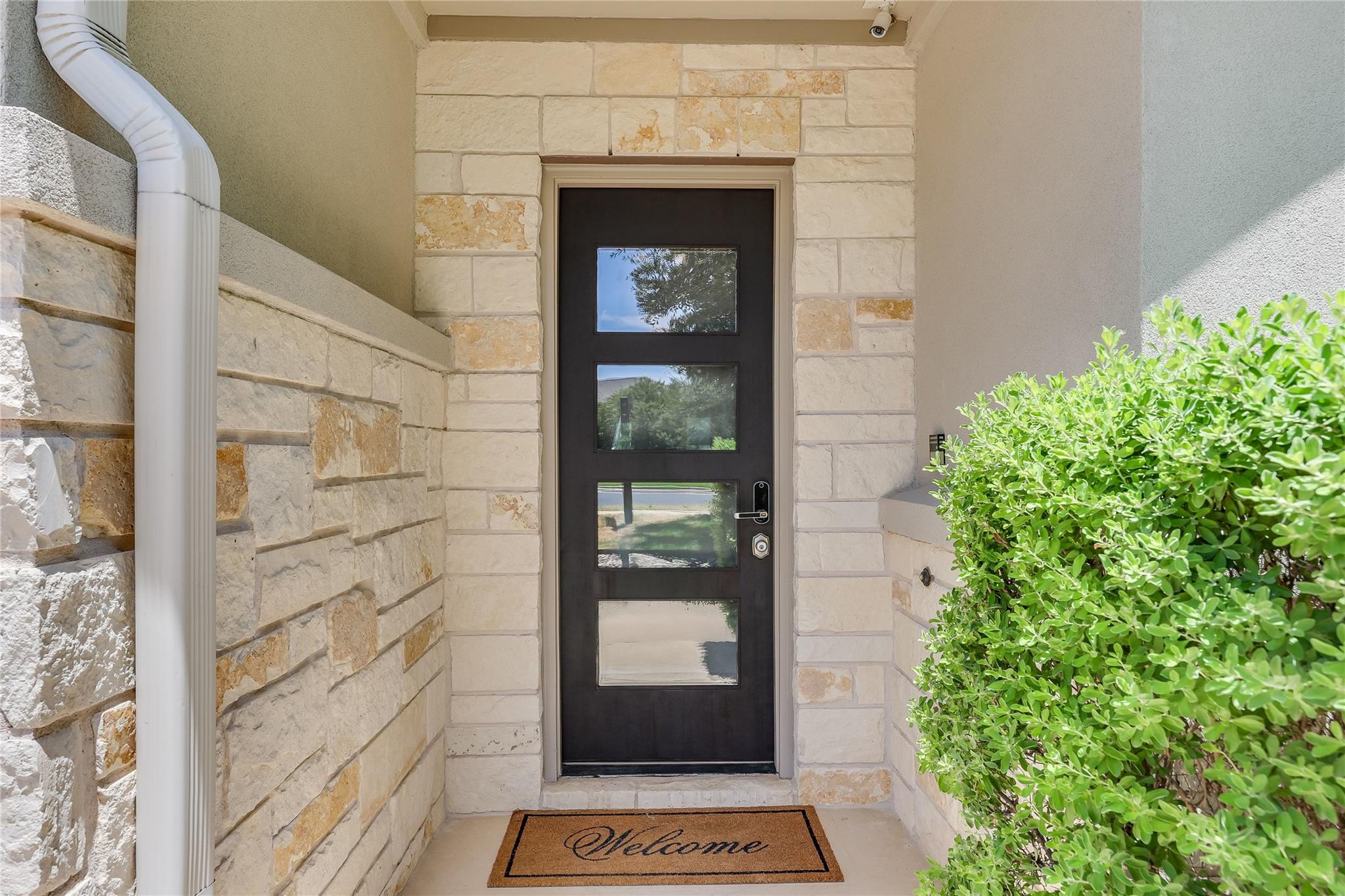 405 Granite Rock Ln: front exterior