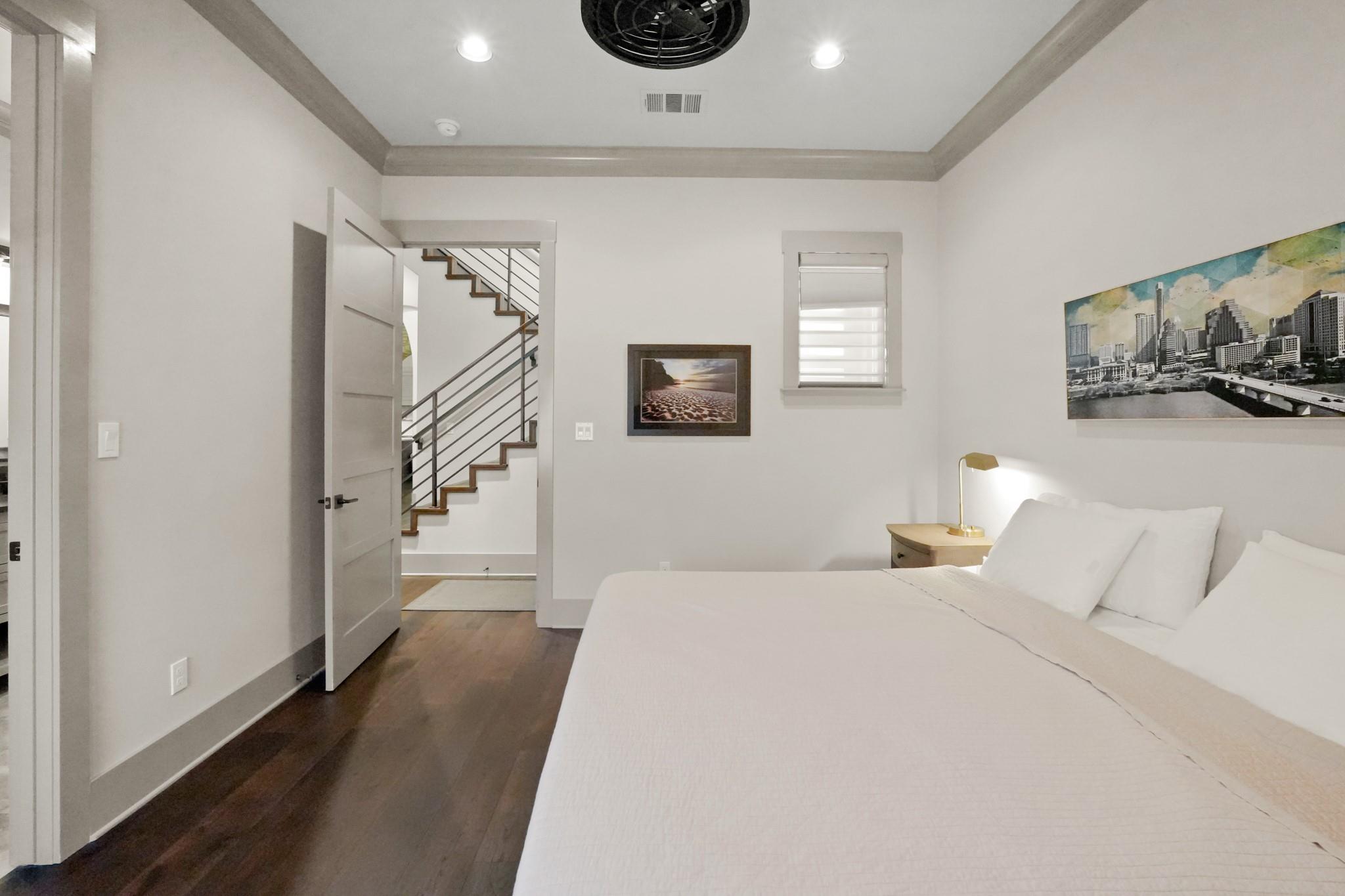 2753 Springwood Ln: primary bedroom