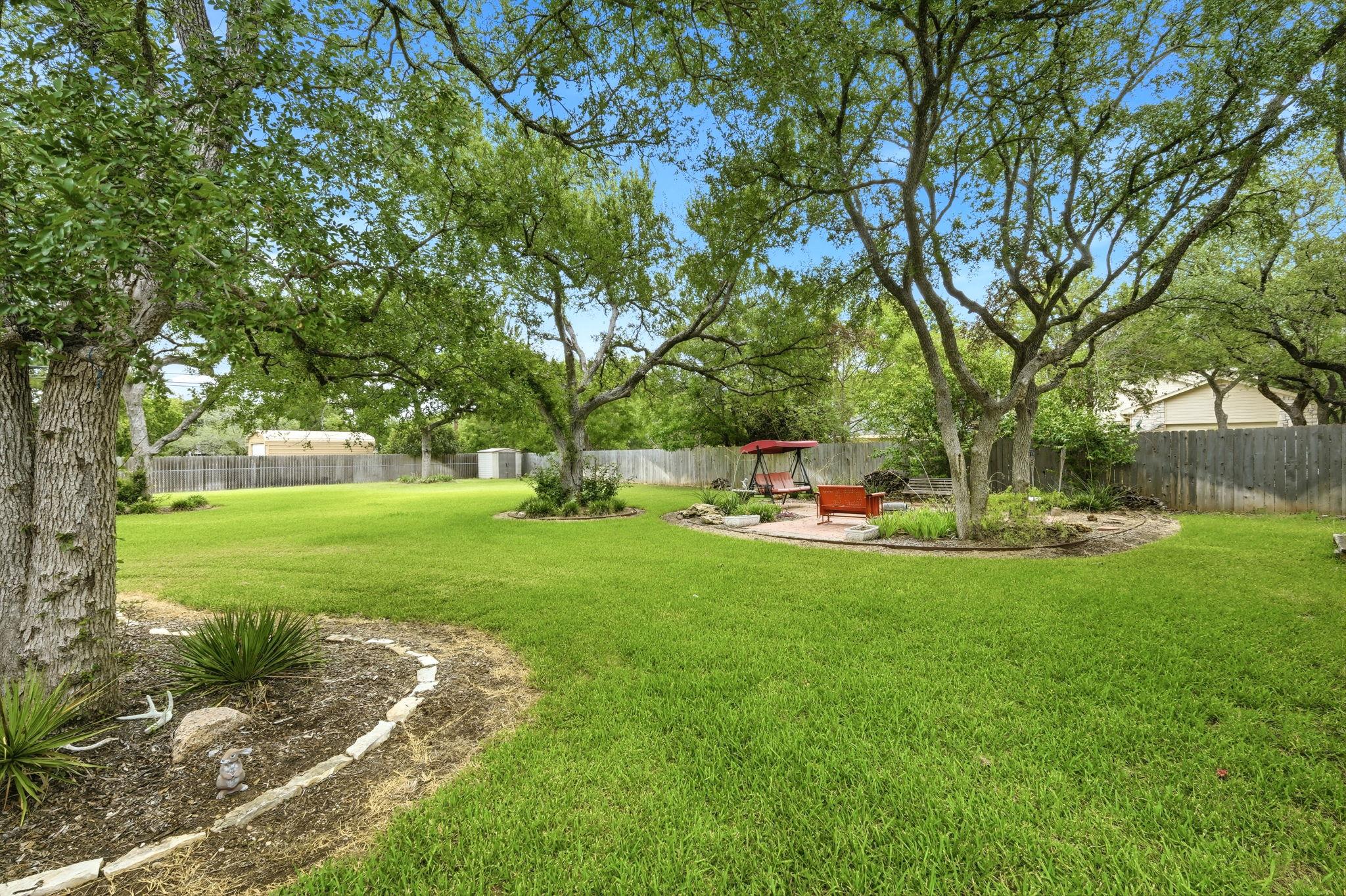 126 Esparada Dr: back yard