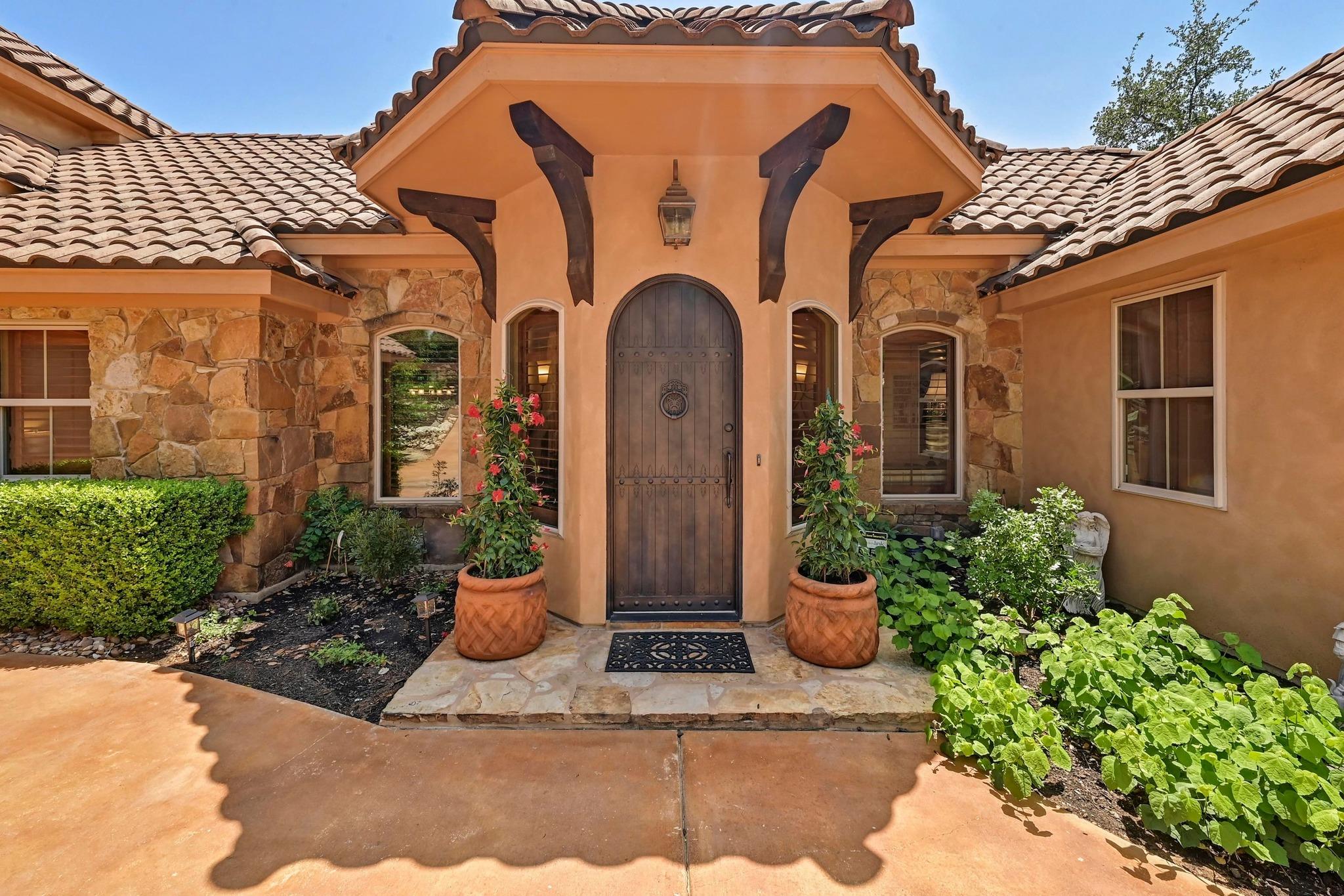 2600 Grapevine Springs Cv