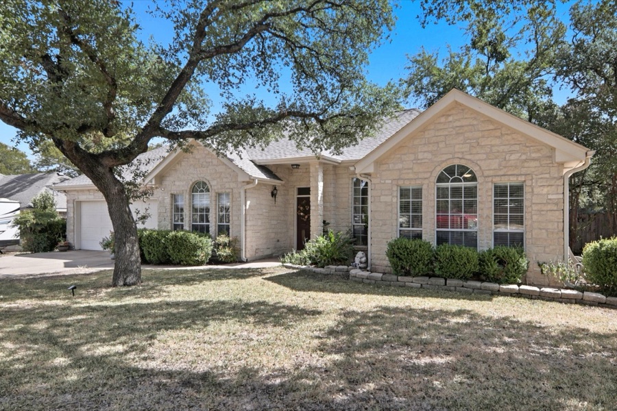 Front of 511 Debora Dr